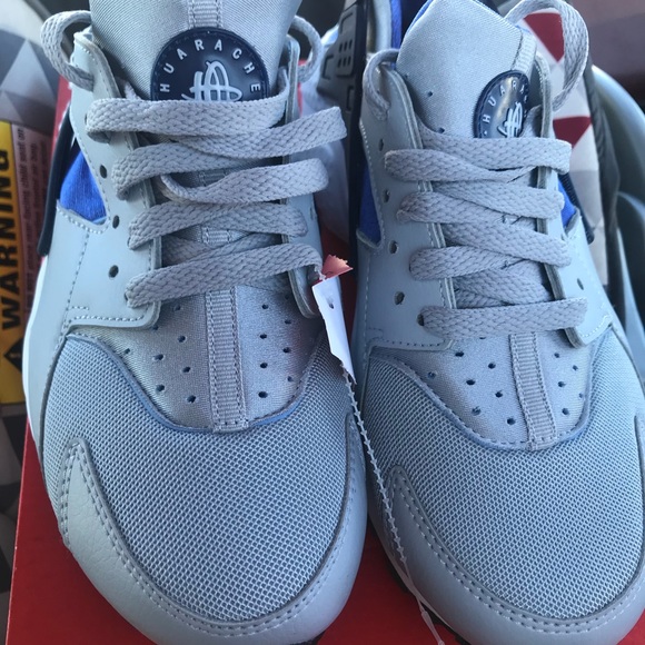 Nike Hurache Women’s Sz 7.5 NWT - Picture 3 of 4